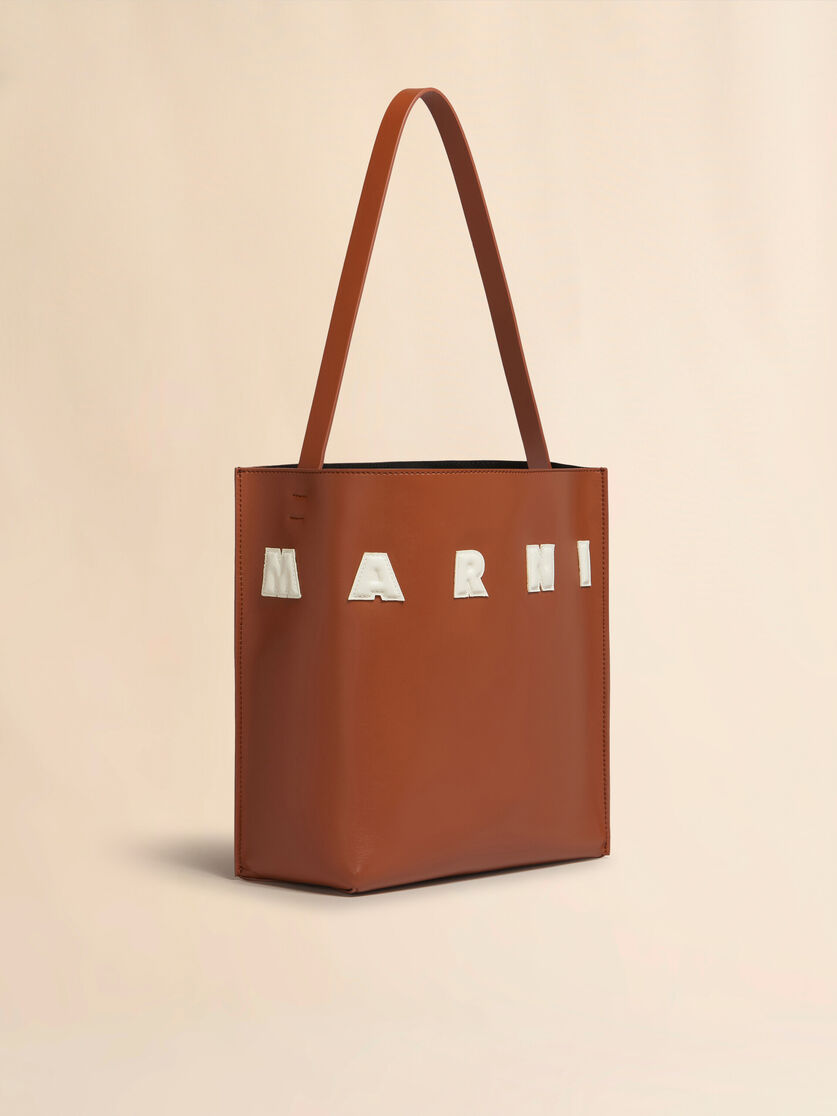 Small white leather Museo hobo bag with patches - Shopping Bags - Image 6