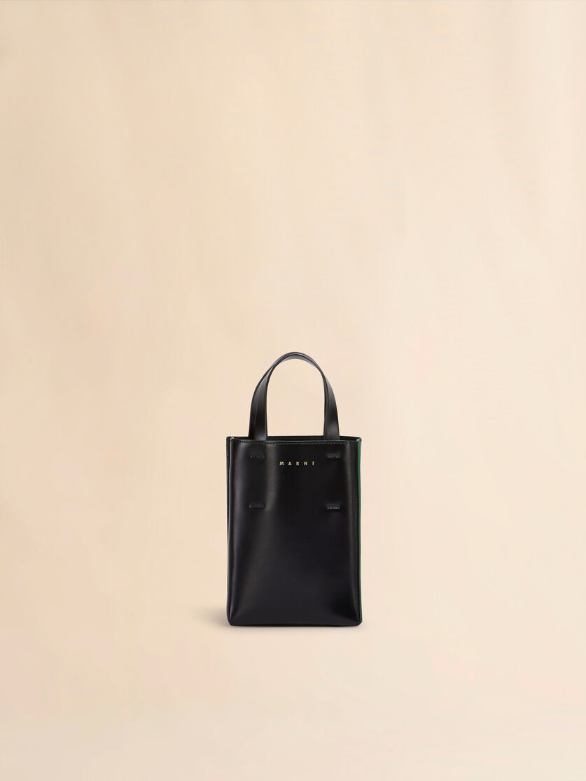 Bolso shopper nano MUSEO de piel de becerro lisa brillante negra con correa de hombro - Bolsos shopper - Image 1