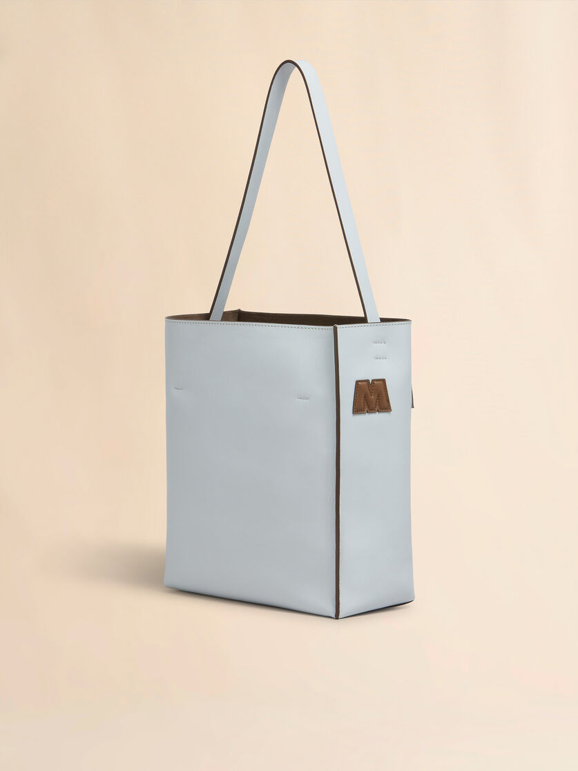 Bolso hobo pequeño Museo de piel blanca con parches - Bolsos shopper - Image 2