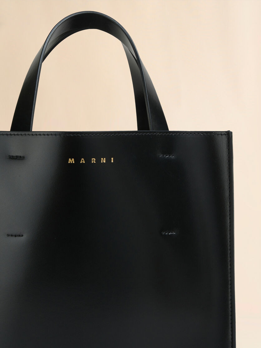 Museo Mini Bag in light blue leather - Shopping Bags - Image 3