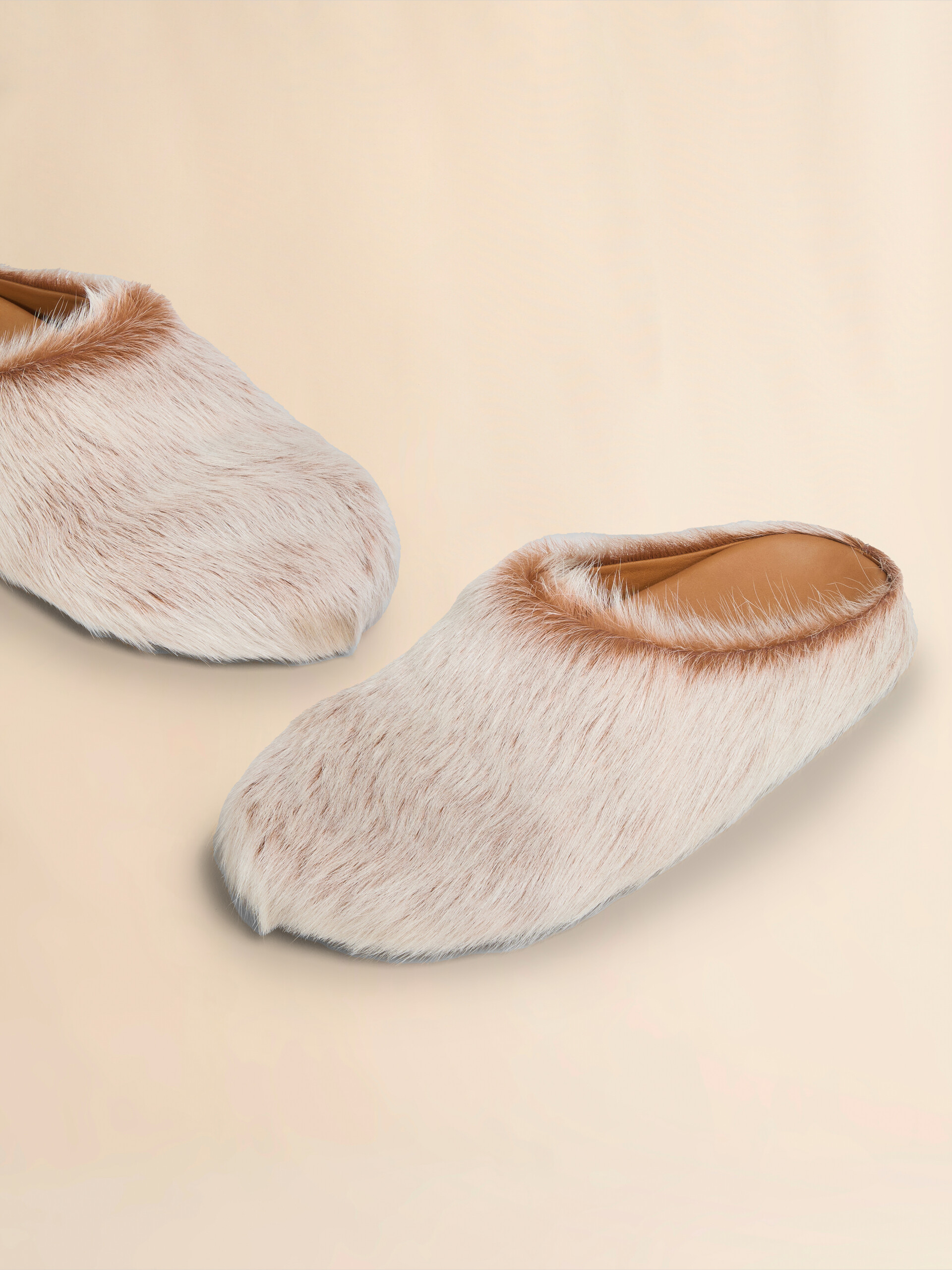 Blue-grey long hair calfskin Fussbett sabot - Clogs - Image 5