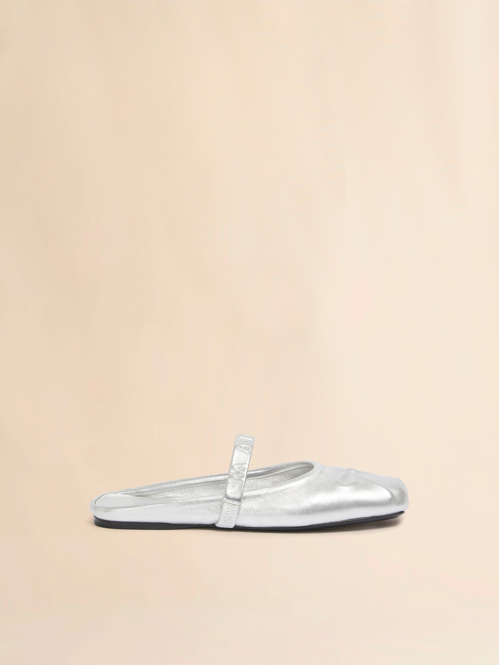 シルバー レザー製 Little Bow サボバレエフラット - 下駄 - Image 1