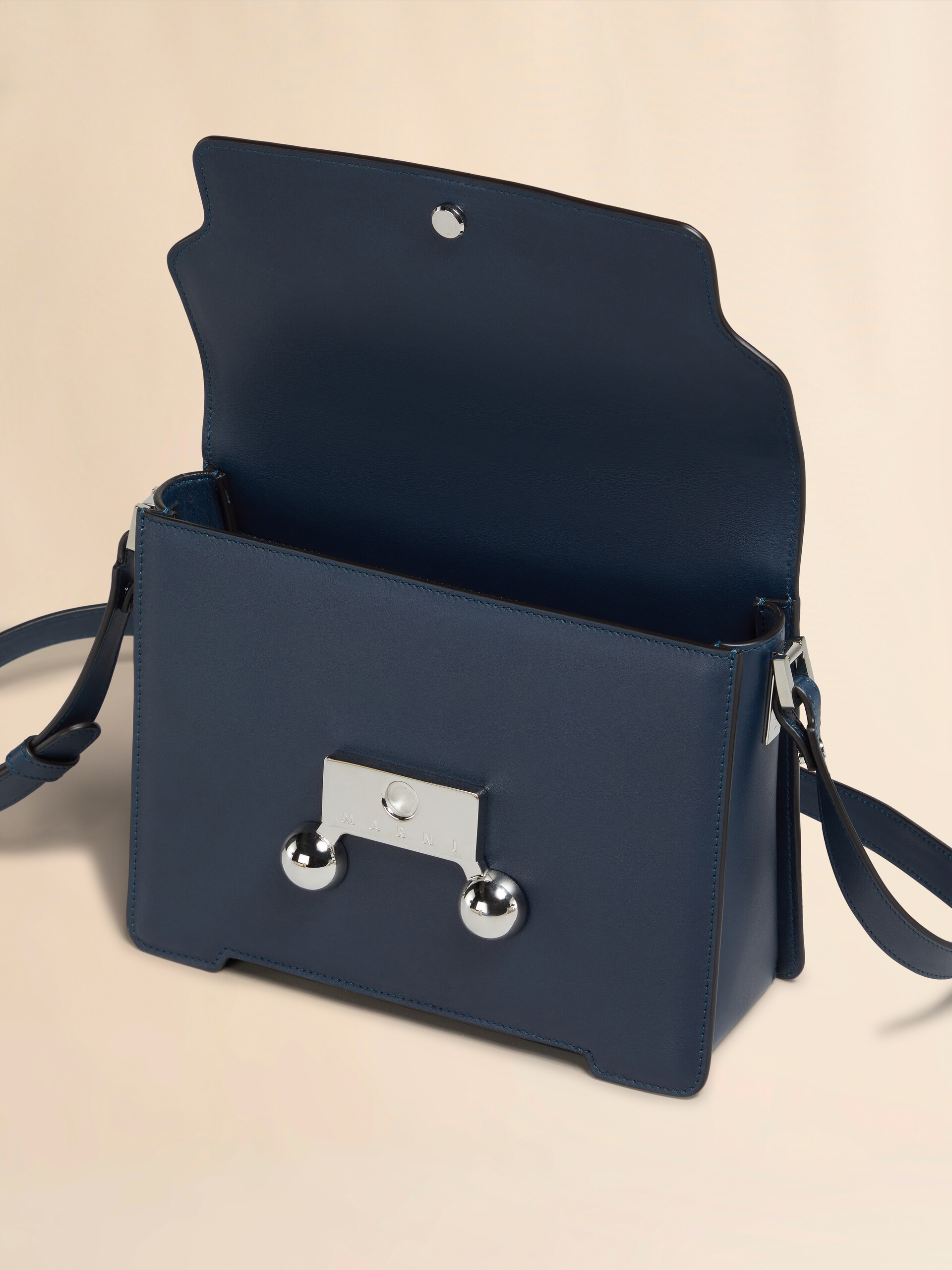 Deep blue leather Trunkaroo medium shoulder bag - Shoulder Bags - Image 3