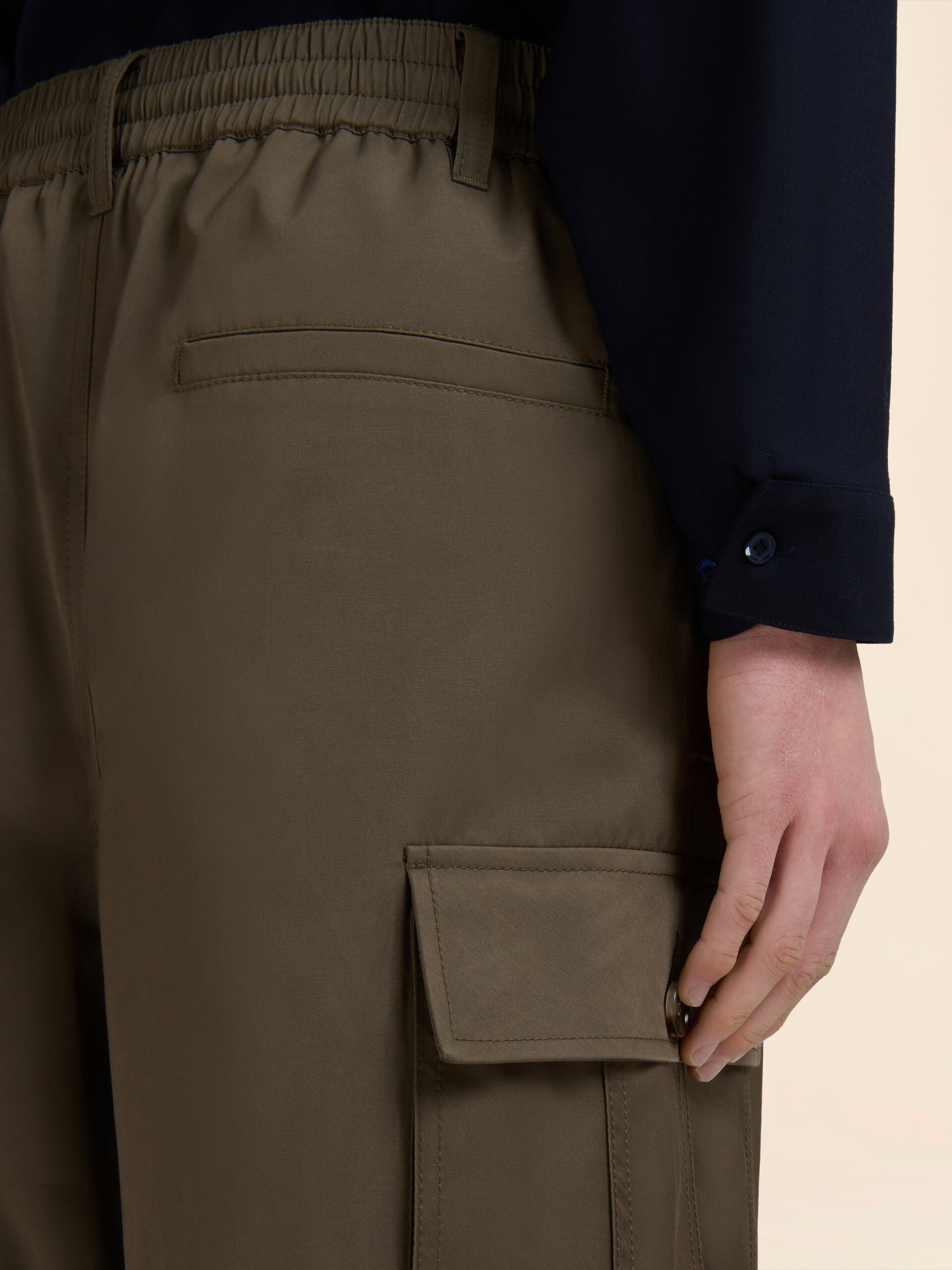 Black water-repellent taffeta cargo pants - Pants - Image 4