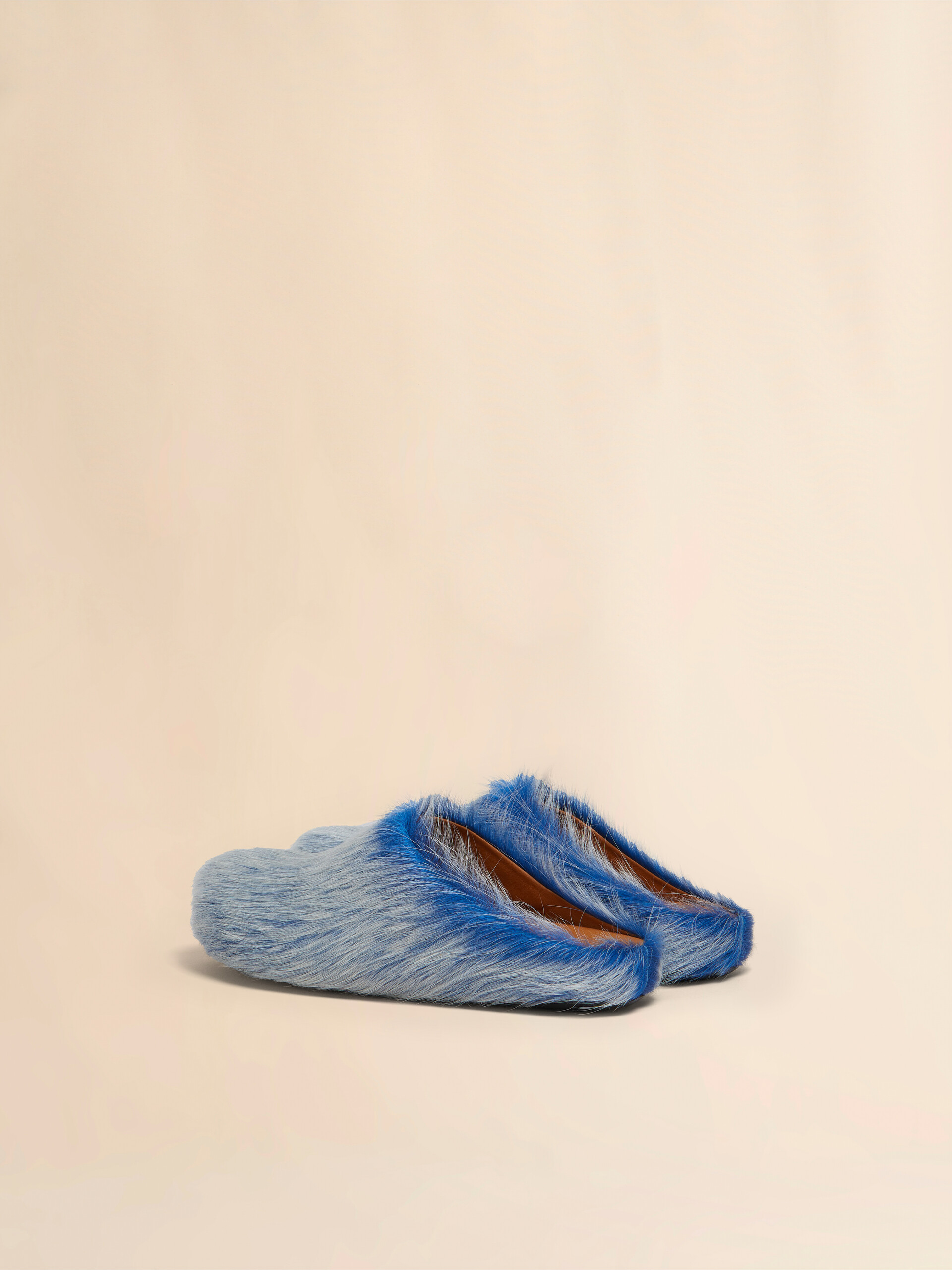 Blue-grey long hair calfskin Fussbett sabot - Clogs - Image 3