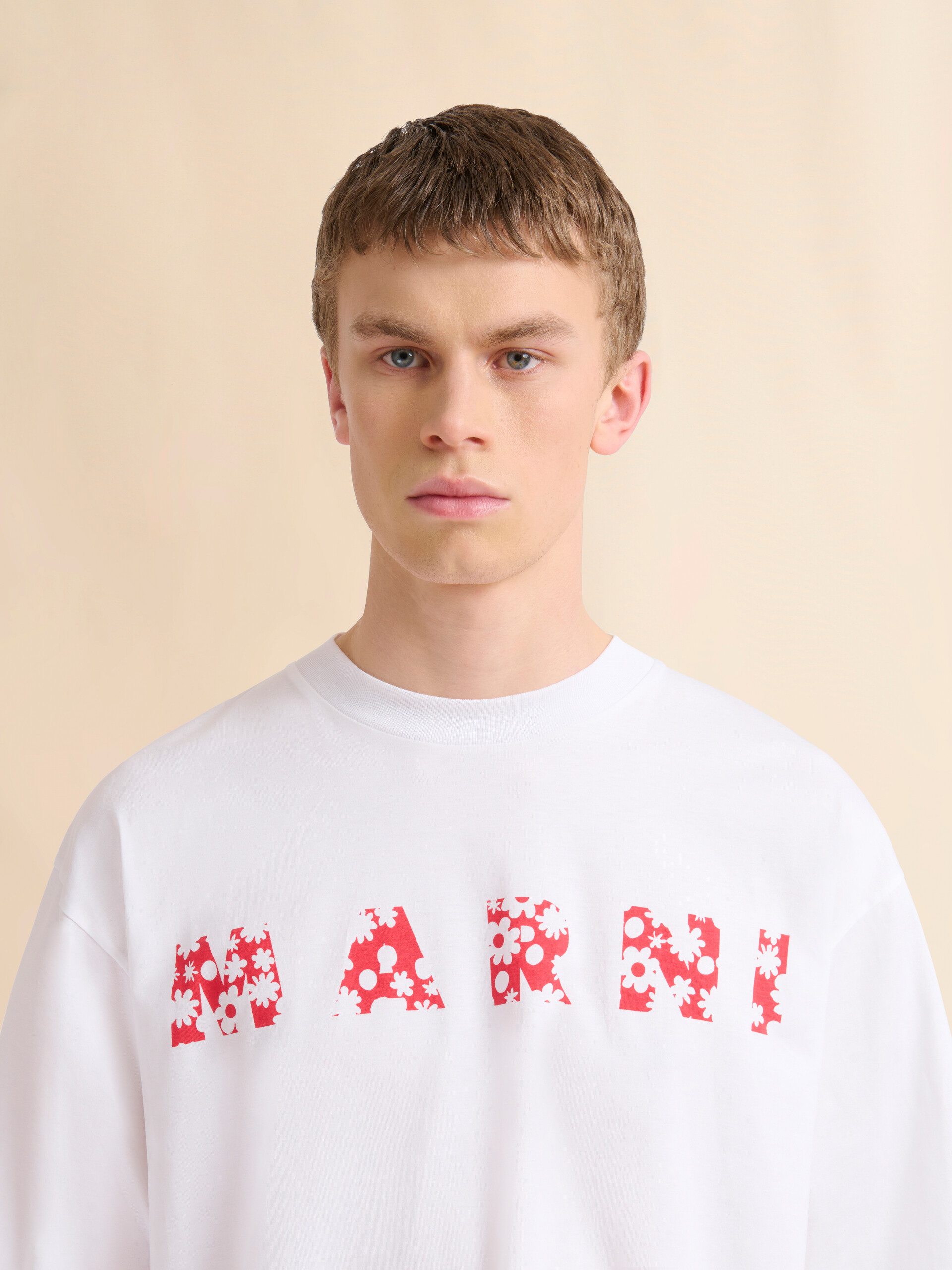 T-shirt with red Pop Fields Marni logo - Shirts - Image 4